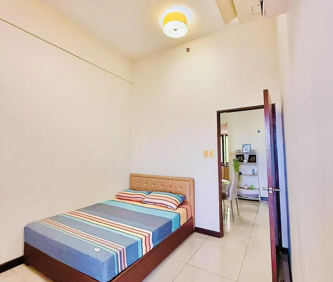 Admiral Baysuites 2823 Manila